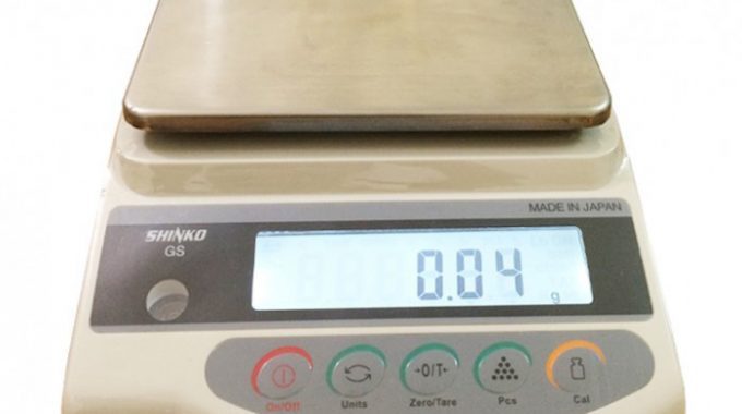 Cân Điện Tử Shinko GS2202N 2kg/0.01g