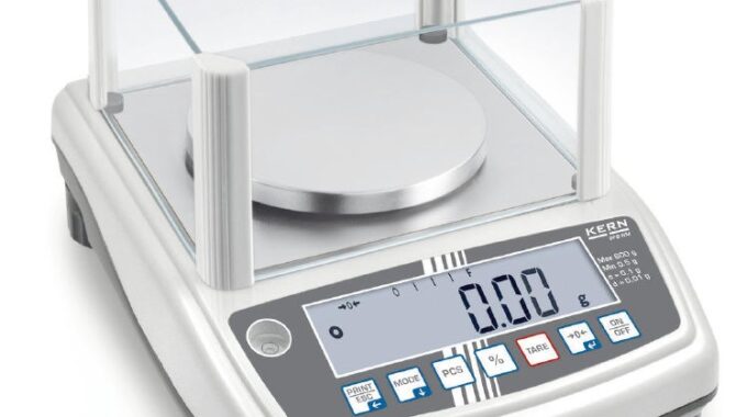 [Cân Kern] Cân kỹ thuật 2 số lẻ (6000g/0,05g) PFB 6K0.05 Kern