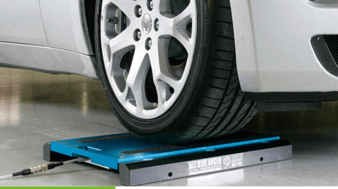 Ra mắt dòng WWS Cân xe tải xách tay Dini Argeo cân động xe tải